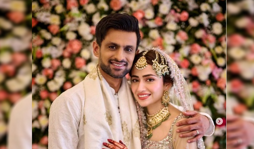 ormer Pakistan captain Shoaib Malik made a shocking revelation as he announced his marriage to actress Sana Javed on January 20, Rumors were floatingoating about the separation between Malik and his Indian wife, tennis star Sania Mirza. The duo had tied the knot in 2010 and welcomed son Izhaan in 2018. However, for the last couple of years, the couple lived separately and divorce rumors spread like wildfire.