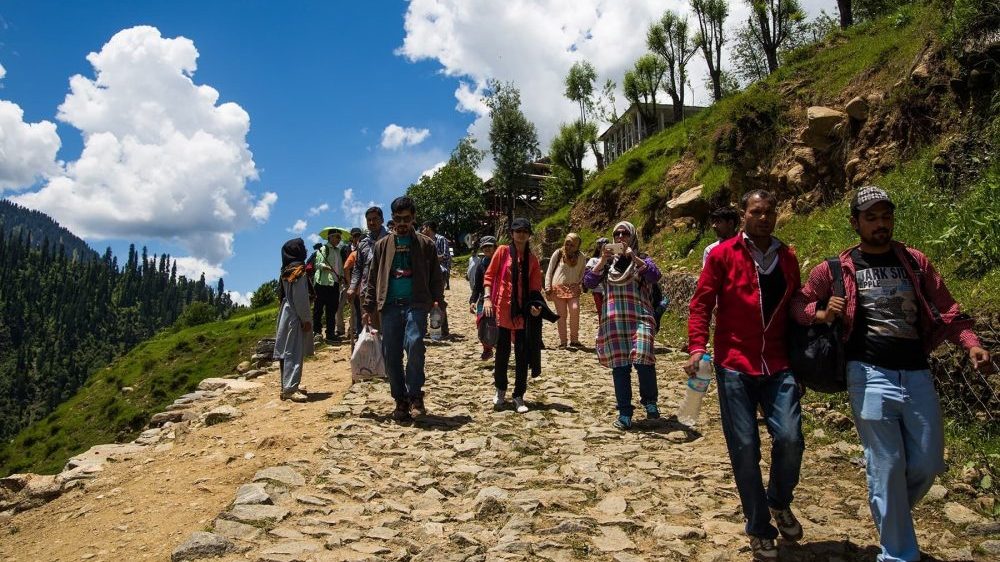 600,000 tourists visit KP on Eid