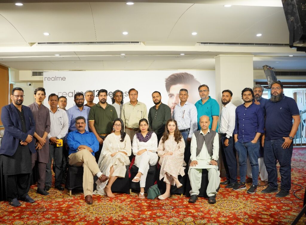 realme 12 Series: Ready to Challenge Rivals with Cutting-Edge Processors in Pakistan's Smartphone Arena