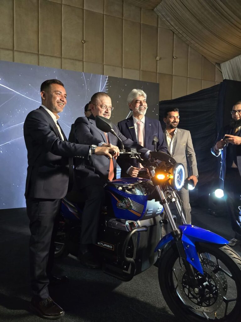 eTurbo Motors has set a new benchmark in Pakistan’s electric vehicle (EV) industry with the launch of the country’s fastest and most economical electric motorcycles. The launch event, held in Karachi, was graced Sharjeel Inam Memon, Provincial Minister of Sindh, as the Chief Guest