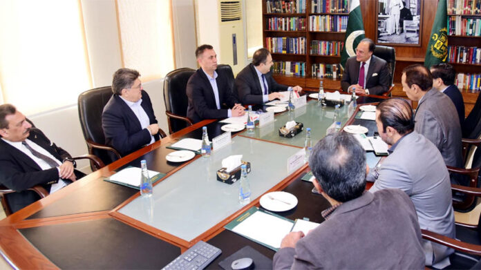 Turkish business delegation calls on Aurangzeb, discusses investment potential in Pakistan